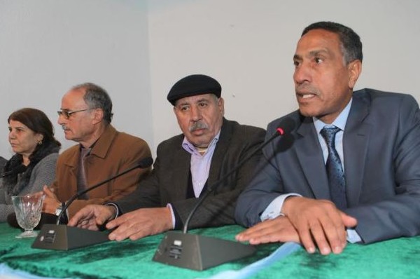 عمال شركة نسيج بمكناس يلجؤون إلى التصعيد