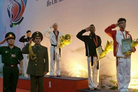 بطل مغربي في التايكواندو يطالب بإعادة التحقيق في اغتصاب قاصر
