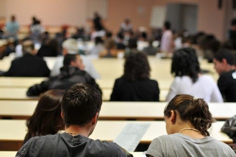المغاربة يتصدرون عدد الطلبة الأجانب بفرنسا