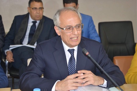 الفهري يرفض العبث بالسكن الاجتماعي وينادي بتهيئة المدن الشاطئية
