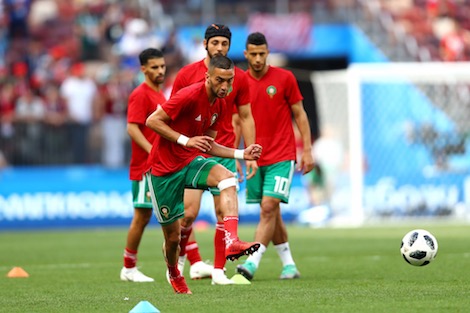 الإِحباط يسيطر على "الأُسود" .. واللاعبون يعتزمون هزم إسبانيا