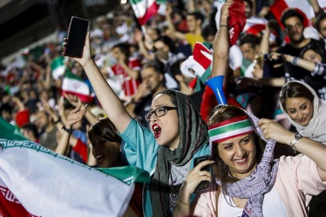 نساء إيران يسجلن انتصارا تاريخيا في المونديال