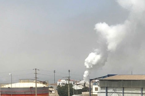 أدخنة وحدات صناعية ترعب "أنزا أكادير" وتغضب بيئيّين في سوس