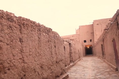 قصر "إغرم ن ألنيف" .. تاريخ آيل للسقوط في الجنوب الشرقي