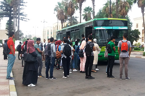 مشاكل النقل تؤرق الطلبة في بداية الموسم الجامعي بمدينة سطات