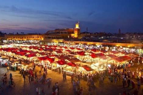 رصيف الصحافة: مراكش تستقبل الملك ومشاهير في "رأس السنة"