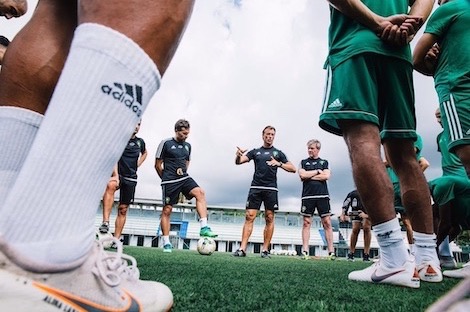 إغراءات المنتخب السعودي تنهال على هيرفي رونار