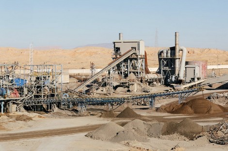 موظفون أشباح يعيثون فسادا وتبذيرا في ثروة الفوسفاط التونسيّة