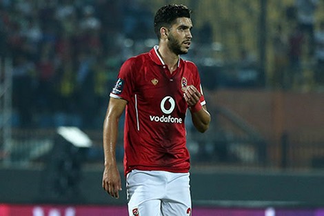 مدرب الأهلي المصري يرفض الاستمرار مع وليد أزارو
