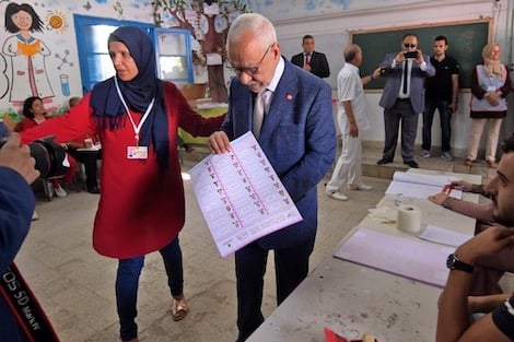 ‪ هل يؤثّر سقوط إسلاميين في رئاسيات تونس على "إخوان المغرب"؟