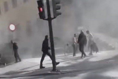 مغربي يحرق جسده أمام مقر للشرطة الإسبانية