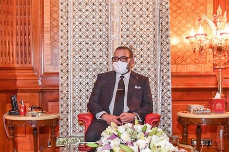 الملك يأمر بتشكيل لجنة للتحقيق في تقرير حول شركات المحروقات