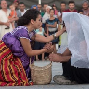 "غريبة وينوفا" .. قصة "أسطورة أمازيغية" تمجد وفاء البنت للأب