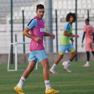 "اتحاد طنجة" يتحدى "كورونا" ويستمر في التداريب