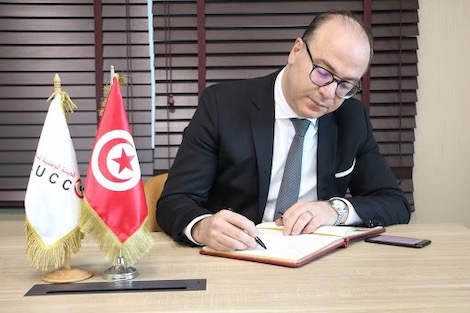 رئيس الحكومة التونسية يقدم استقالته اليوم الأربعاء