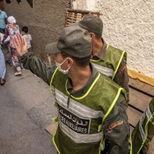 استنفار شامل في العاصمة الاقتصادية لتطويق بؤر وبائية عائلية