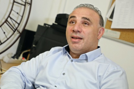 محمد مفرج .. منعش سياحي بجسد على تراب بلجيكا وقلب بالمغرب