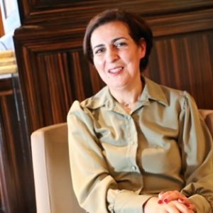 نادية الشرادي .. مغربية تصون حقوق ضعفاء بـ"مالين" البلجيكية