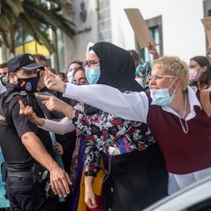 زيارة زعيم "اليمين الإسباني المتطرف" تثير احتجاجات بجُزر الكناري