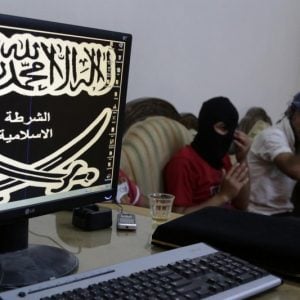 منطق الدولة الواثقة