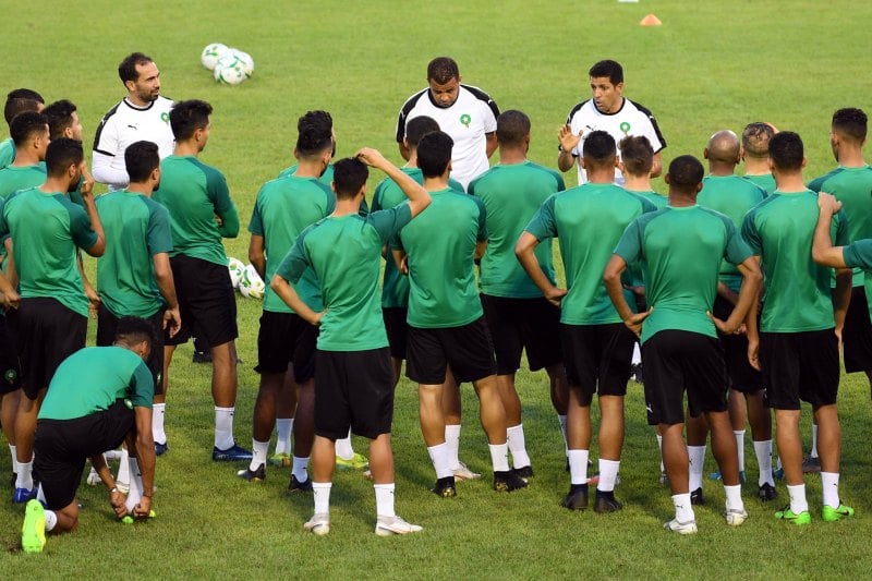 الكنفدرالية الإفريقية ترشح "أسود البطولة" للتتويج القاري بالكاميرون