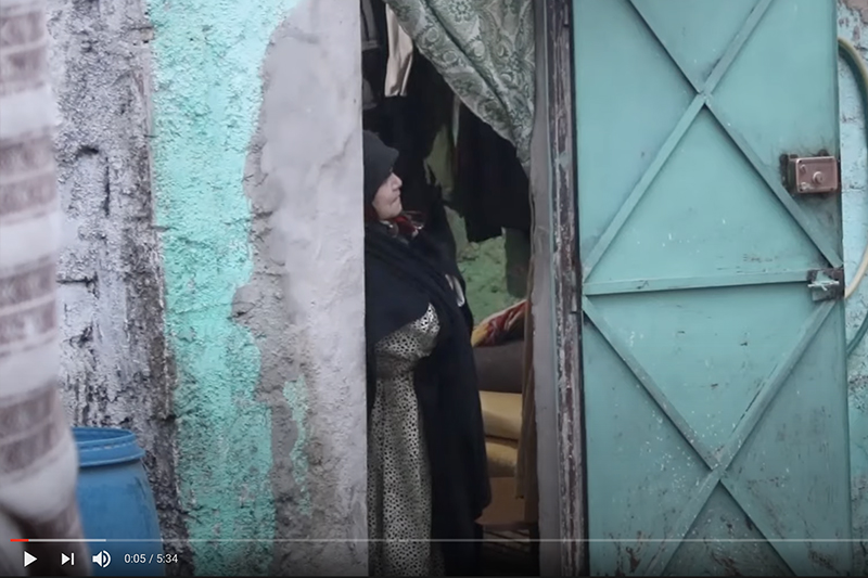 أسرة تحتاج السكن اللائق