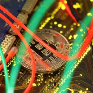 المغرب يخطط لتقنين العملات الرقمية بإرساء منظومة مالية إلكترونية آمنة