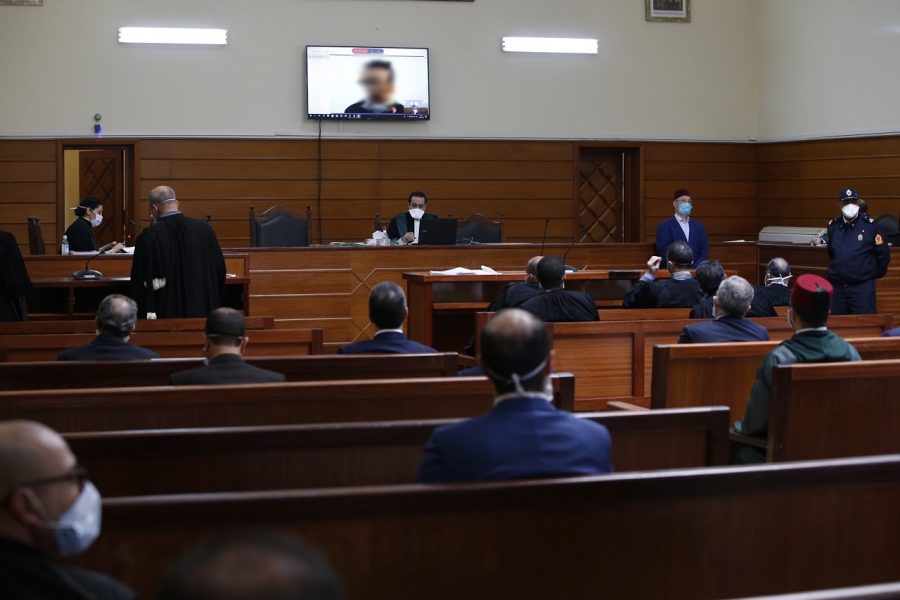 رصيف الصحافة: القضاء يوزع 18 سنة سجنا على "شبكة شينغن"