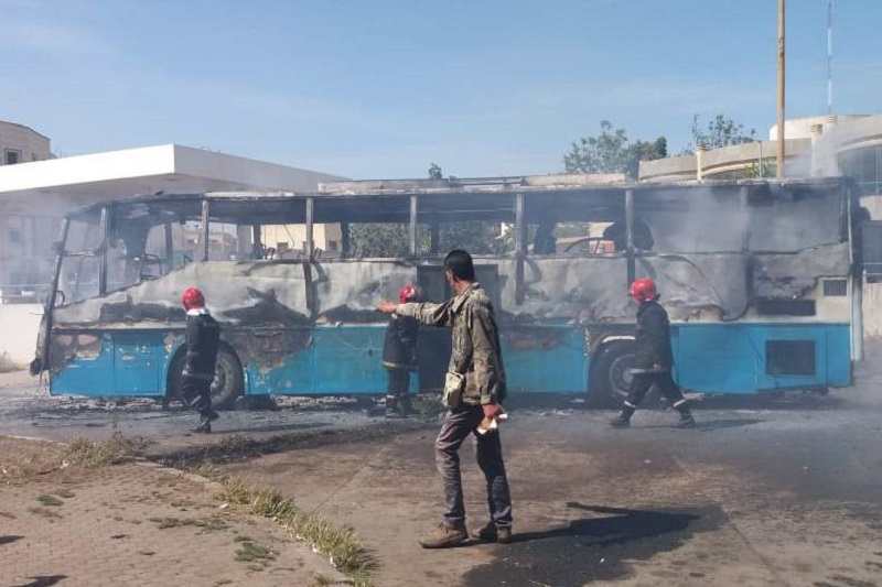 نيران تلتهم حافلة للنقل العمومي بمدينة سطات