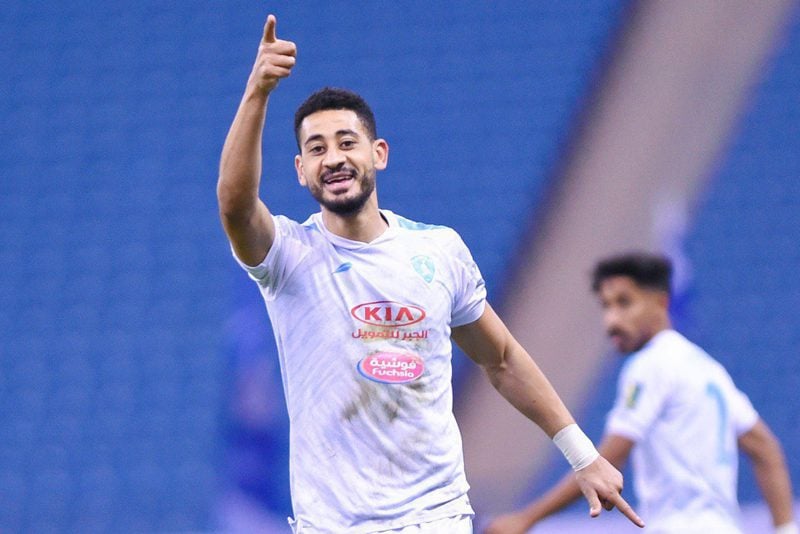 الصحافة السعودية تثني على المغربي مراد باتنة