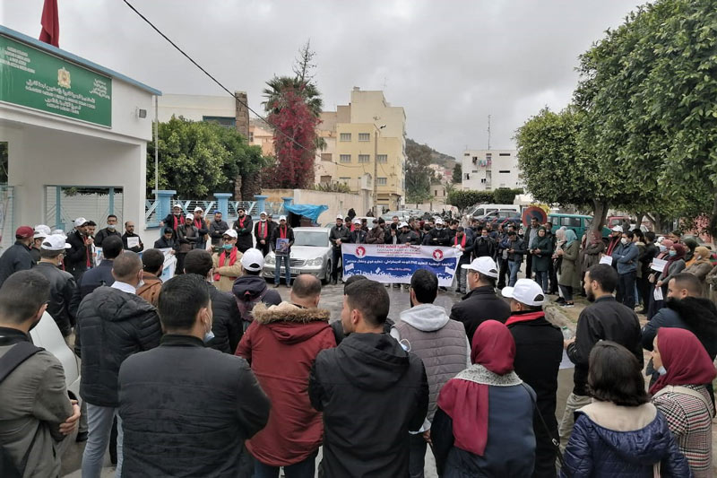 وقفة احتجاجية بالناظور تستنكر "اعتقالات الأساتذة"
