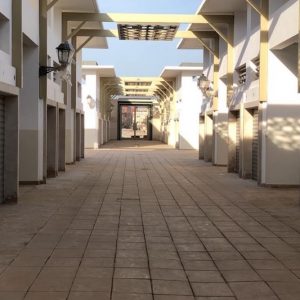 تجار وحرفيون يشتكون "الإقصاء" من محلات سوق الصالحين في مدينة سلا