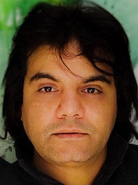 صور الإسبان كاذبة