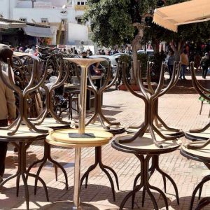 أرباب المطاعم والمقاهي يشتكون تراجع المداخيل المالية في بداية رمضان‬