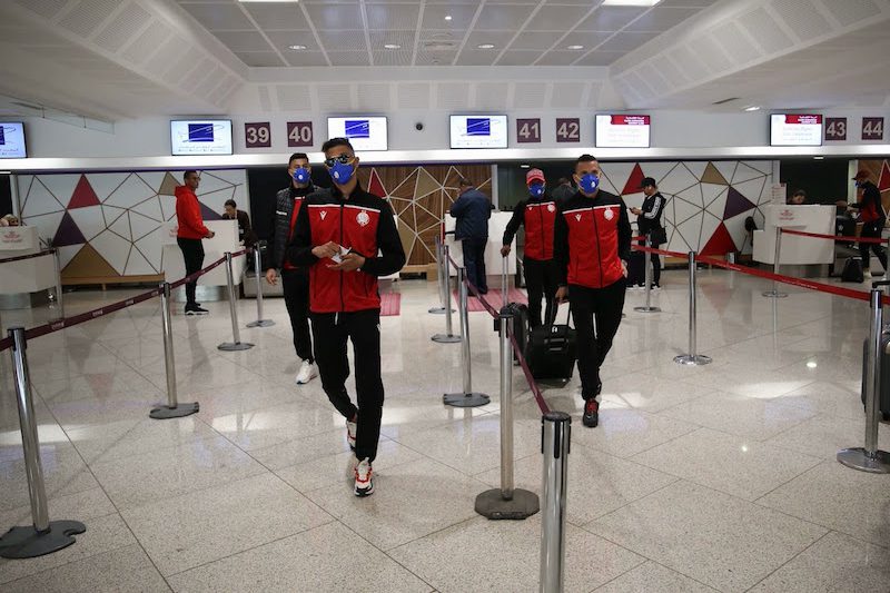 بعثة الوداد الرياضي تشد الرحال إلى جنوب إفريقيا