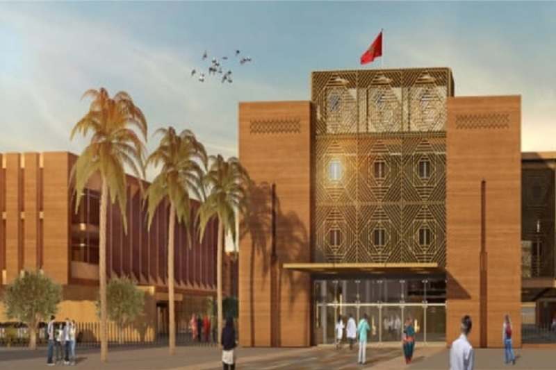 كلية الطب والصيدلة تفتح الأبواب بمدينة العيون