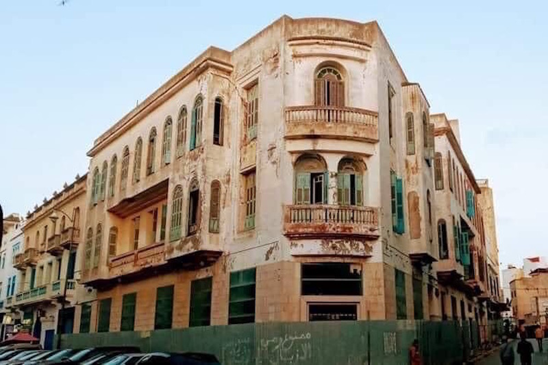الهدم يتربص ببناية تاريخية موريسكية في العرائش