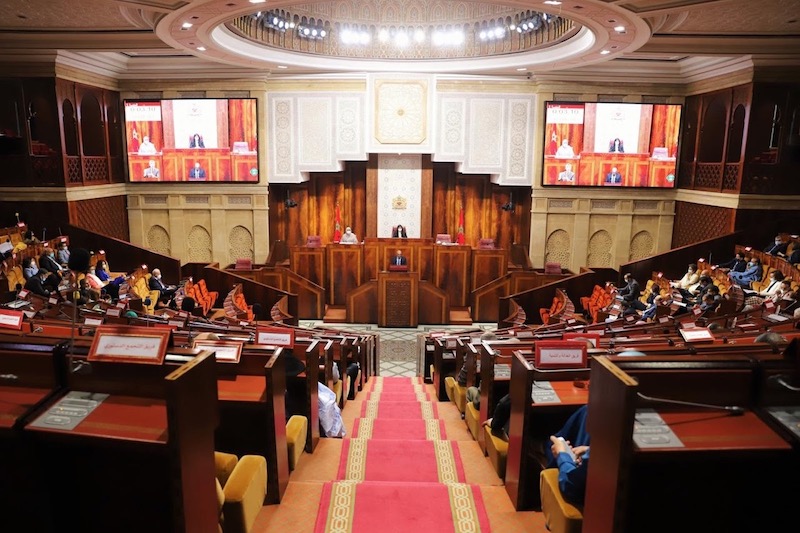استقالات نواب برلمانيين تتراكم في "الوقت الضائع"