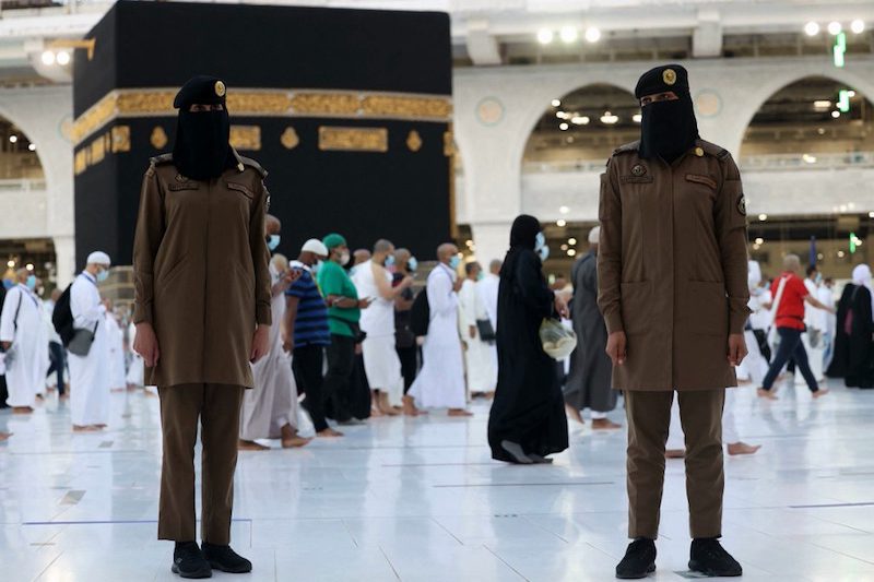 السعودية تكشف عن تصنيف الحجاج وقيود "كورونا"