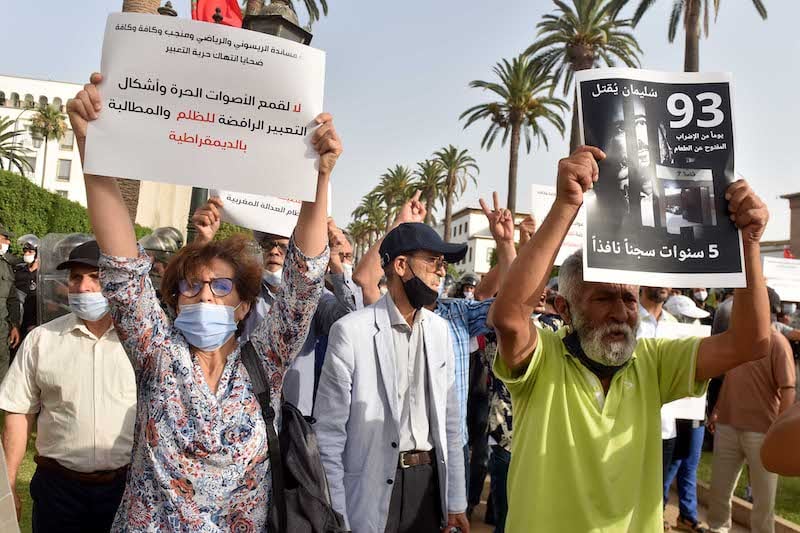 الحكم ضد الصحافي الريسوني يدفع حقوقيين إلى المطالبة بتدخل ملكي