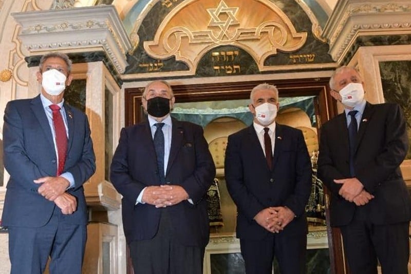 وزير الخارجية الإسرائيلي يزور كنيسا بالدار البيضاء