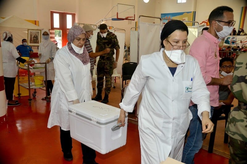 هل يلجأ المغرب إلى اعتماد "إجبارية التلقيح" أمام تفاقم الوضع الوبائي؟