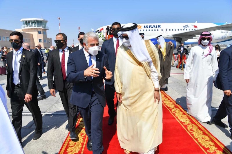 وزير الخارجية الإسرائيلي يلتقي العاهل البحريني