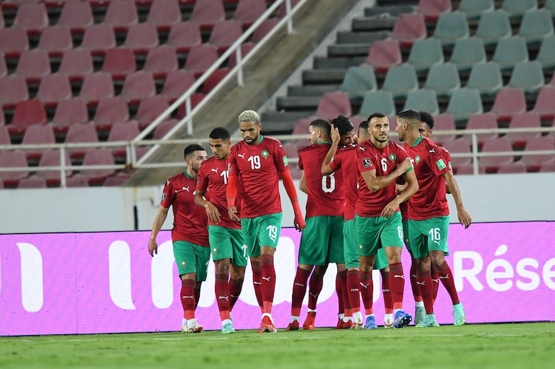 خاليلوزيتش: المنتخب يواجه إصابات كورونا.. وغياب لاعبين أمام غانا وارد