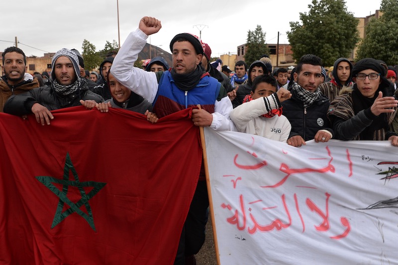 "معتقلون سابقون" يدبرون جرادة.. ونشطاء الريف يشترطون حرية "رفاق الزفزافي"