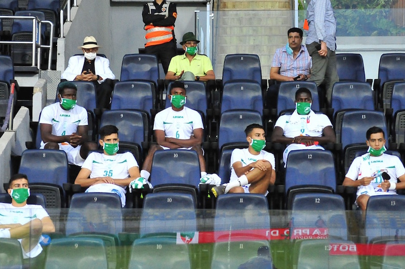 المستوى التقني لأجانب الرجاء يغضب الأنصار
