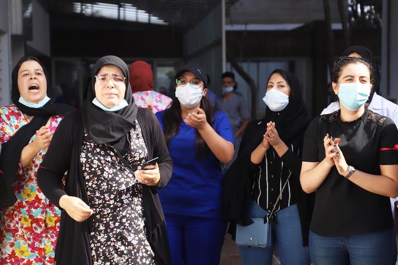 اعتصام ممرضين بمستشفى الأطفال