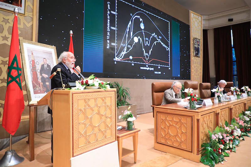 عالم سويسري يدعو من أكاديمية المملكة المغربية إلى الحفاظ على الأرض