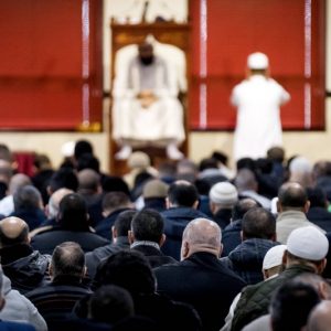"التجسس على مساجد" يغضب مسلمين بهولندا