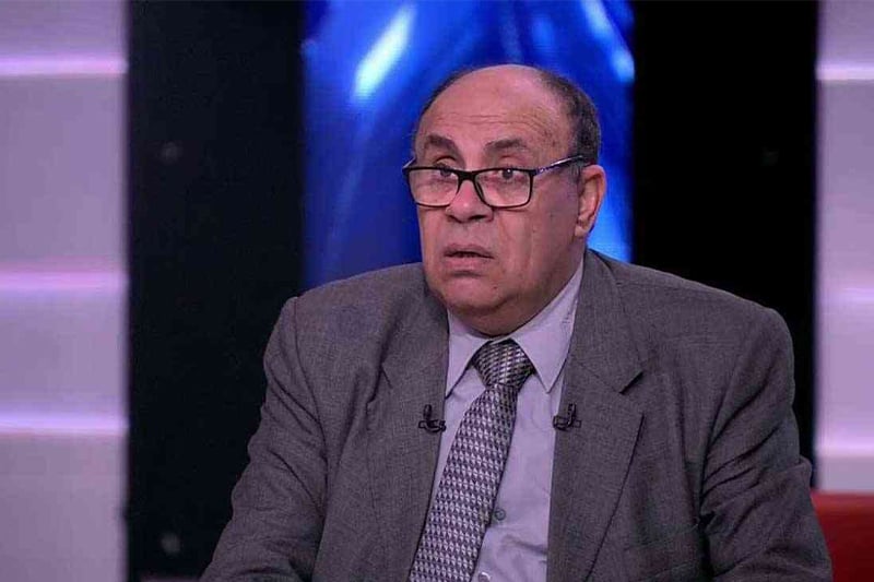 "النساء مبالغات في الشكوى"